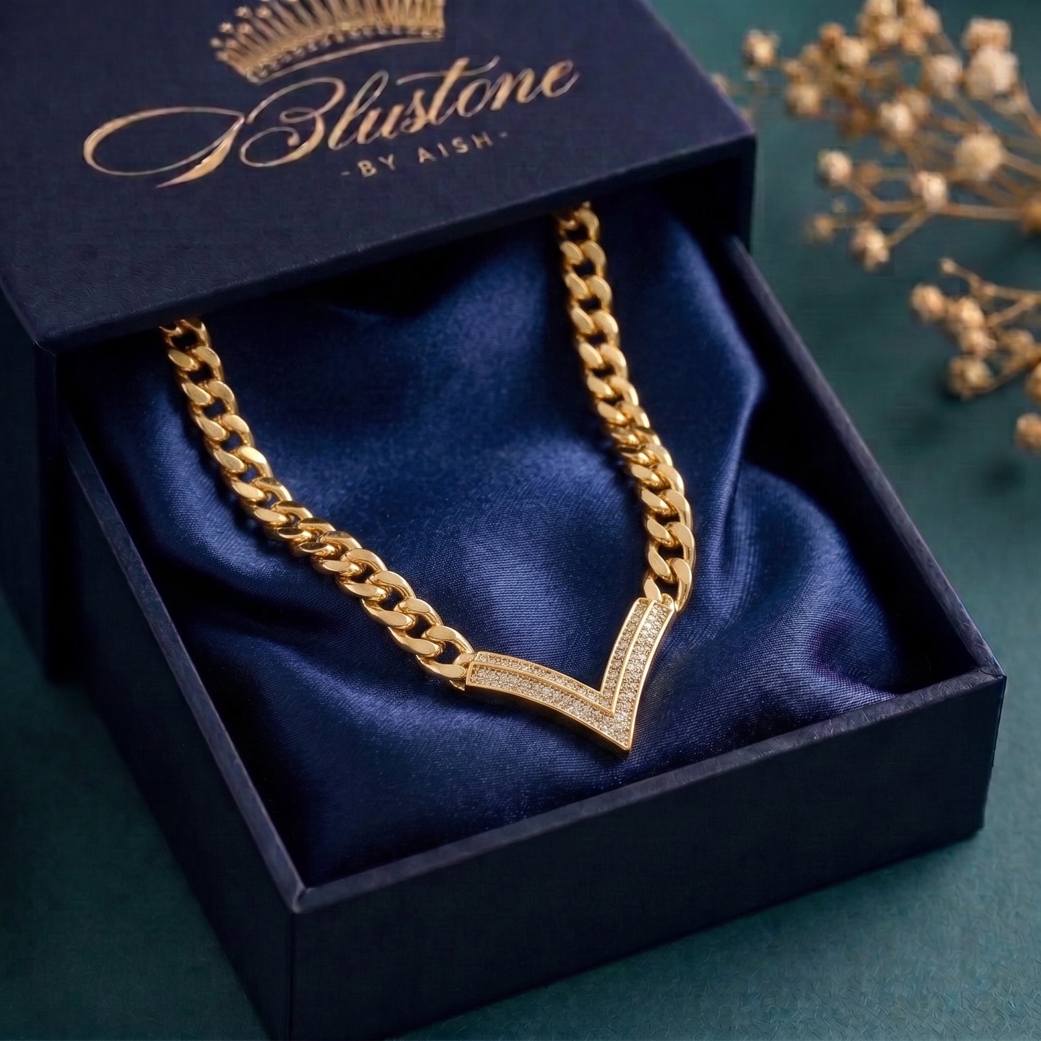 lysian Crystal V-Link Necklace